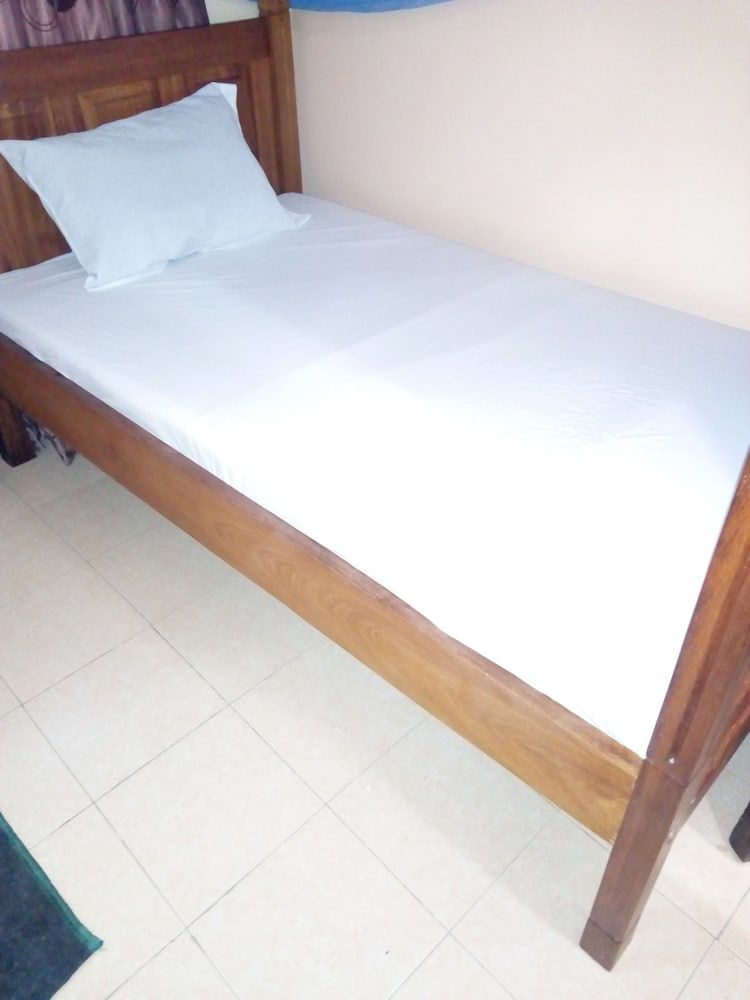 Economy Single Room