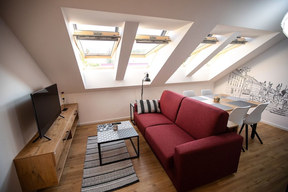 Postcard City Apartments Design Apartment, 2 Bedrooms (3) 11