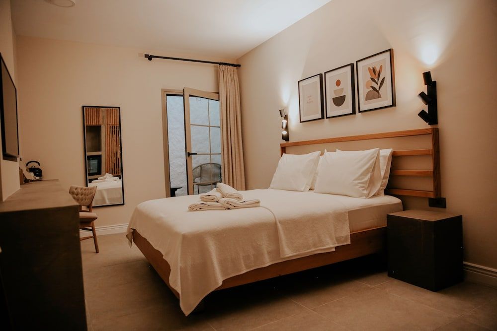 Paye Alaçatı Economy Double Room Basement Floor 3