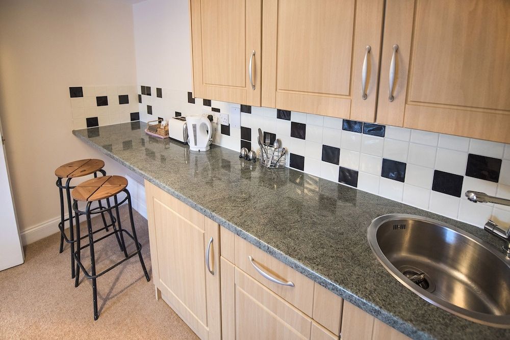 The Bell Inn Junior Suite 6