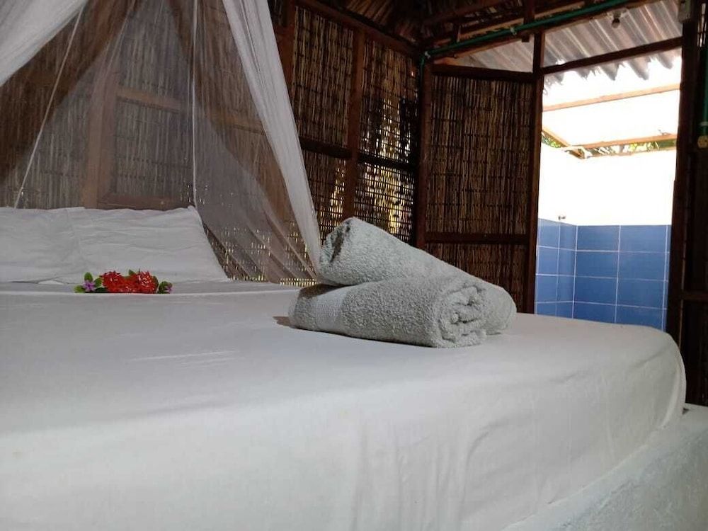 Las Palmeras Traditional Cabin 3