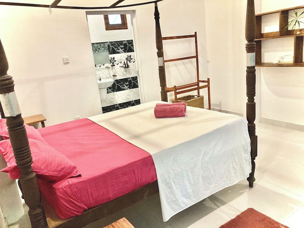 Seashore Mirissa Comfort Double Room, 1 King Bed, Garden View, Beachside