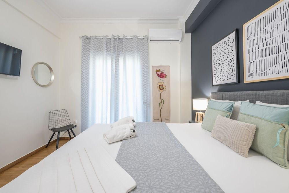 undefined Elegant Suite by CloudKeys 9