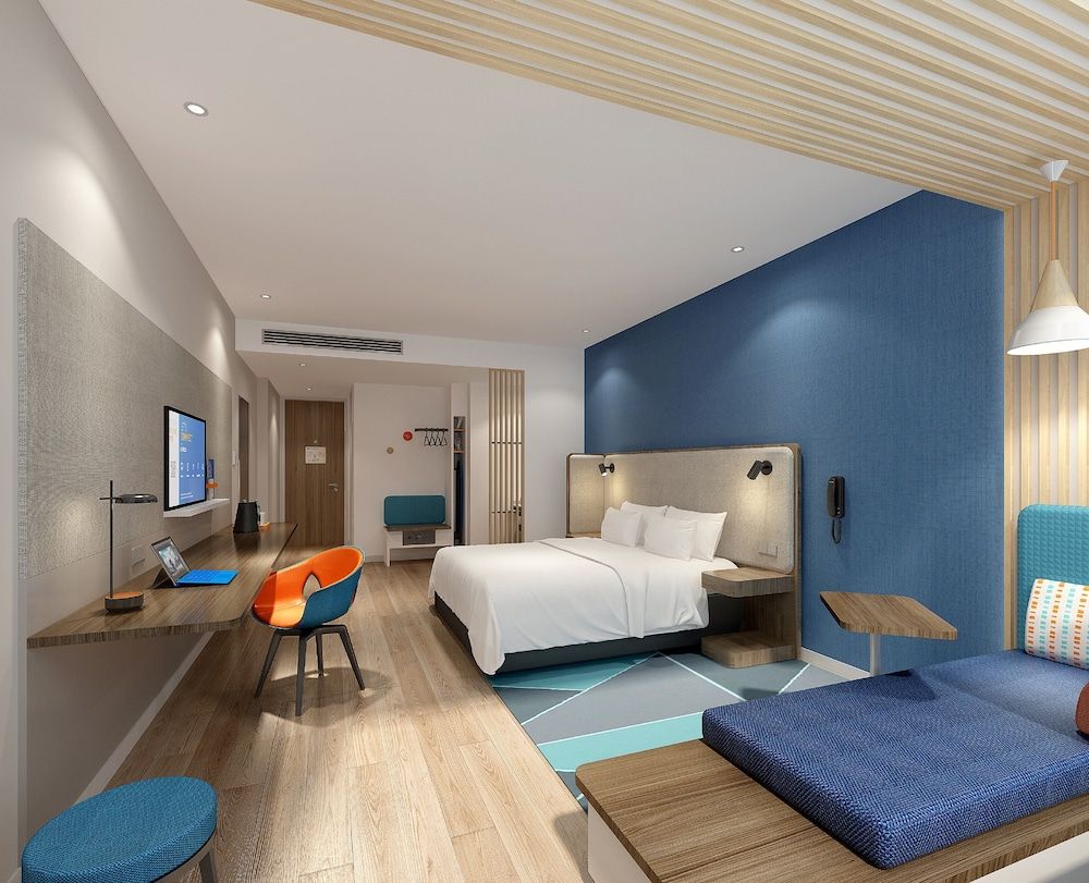 Standard Room, 1 King Bed