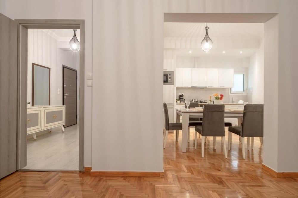 undefined GTD8210 - Acropolis Cozy Apt. 4