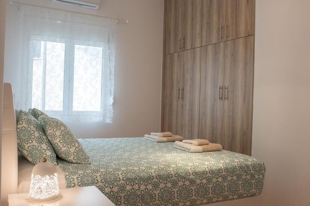 GTD8210 - Acropolis Cozy Apt. Apartment 2