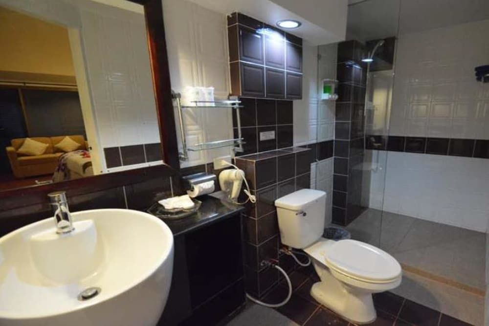 Kohhai Fantasy Resort & Spa Deluxe Villa 5