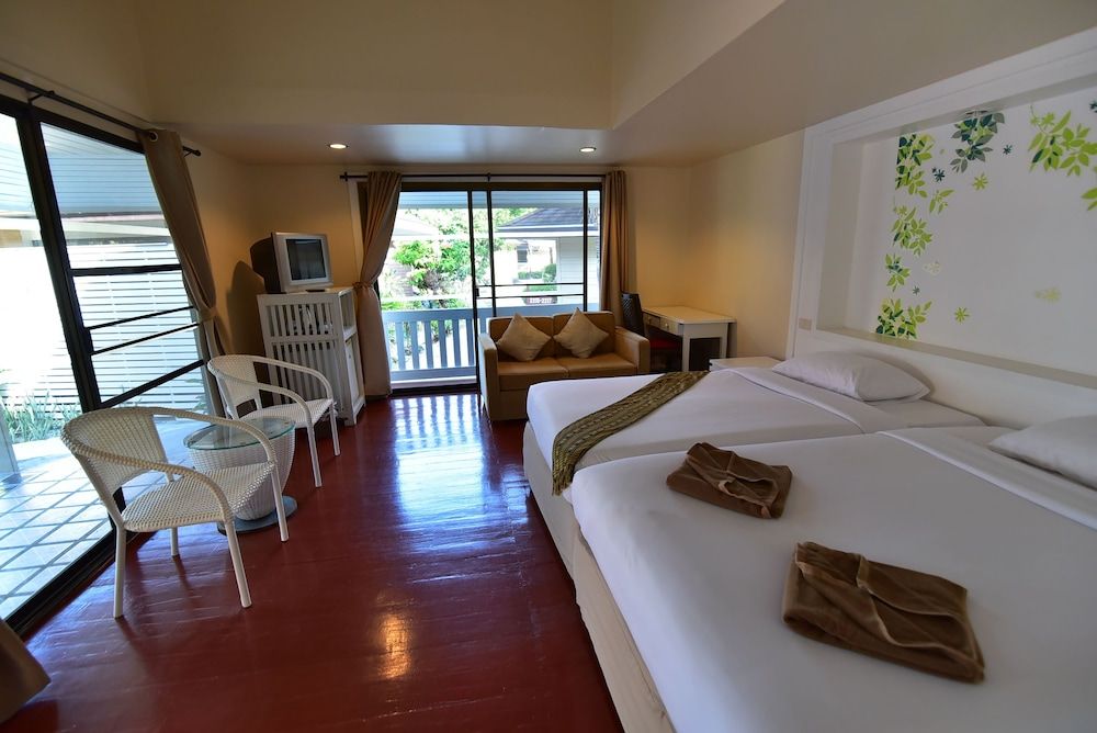 Kohhai Fantasy Resort & Spa Deluxe Villa 4