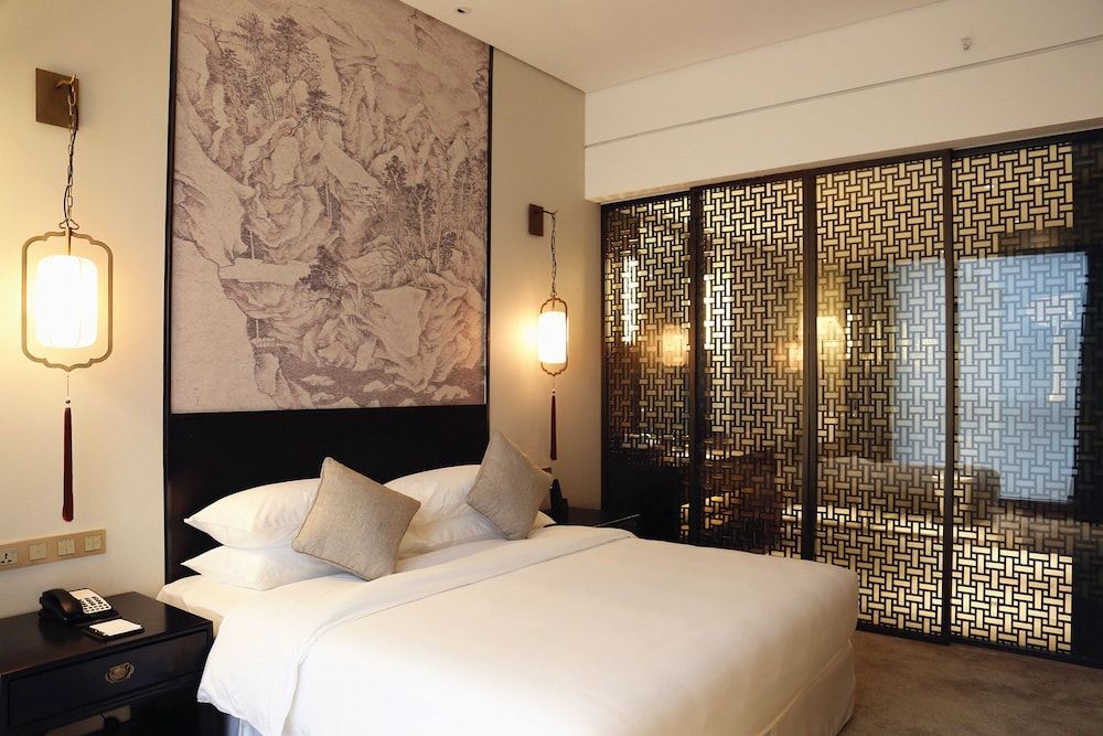 Executive Studio Suite, meat products are not allowed, proof of marriage is required for couples.