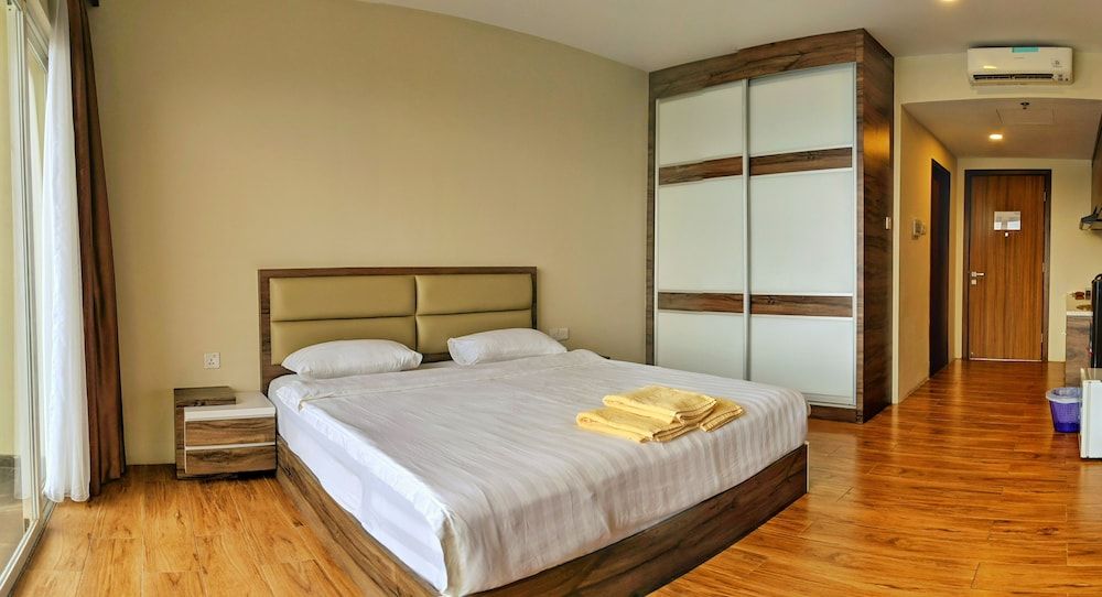 undefined Lovina at Pelita Nagoya Apartment 5