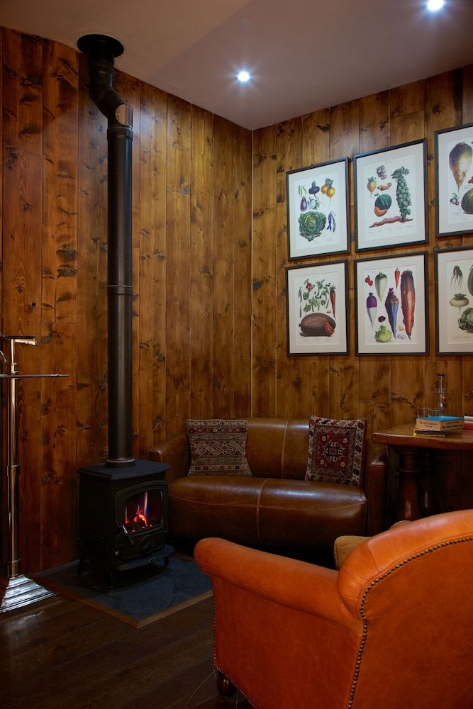 Eckington Manor Luxury Double Room 4