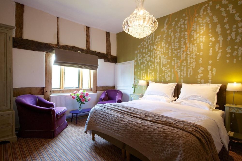 Eckington Manor Luxury Double Room 3