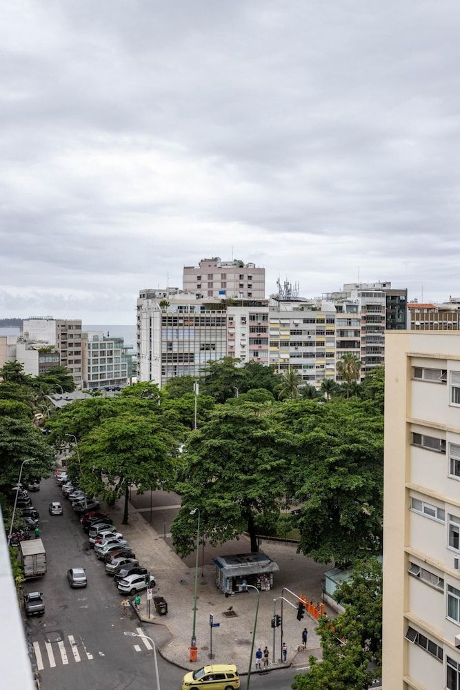 6 Minutes From Ipanema Beach and Close to the Underground J804 Apartment 17