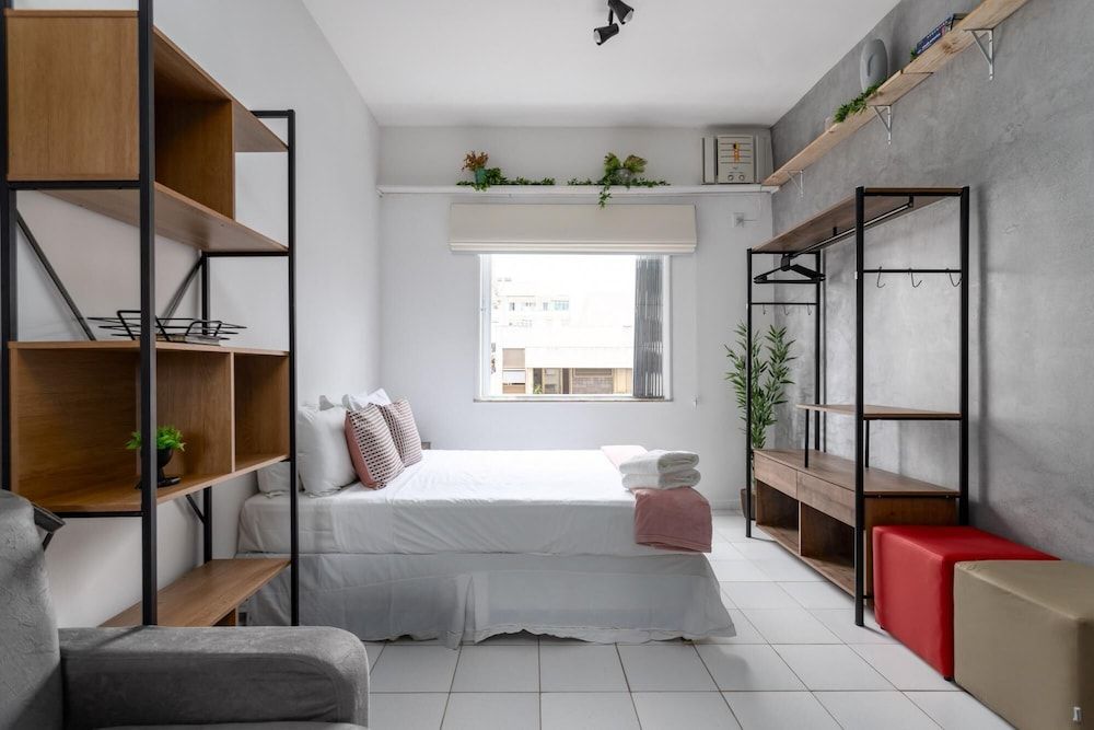 6 Minutes From Ipanema Beach and Close to the Underground J804 Apartment 4