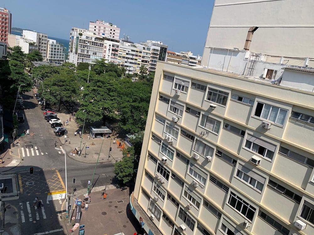 6 Minutes From Ipanema Beach and Close to the Underground J804 Apartment 13