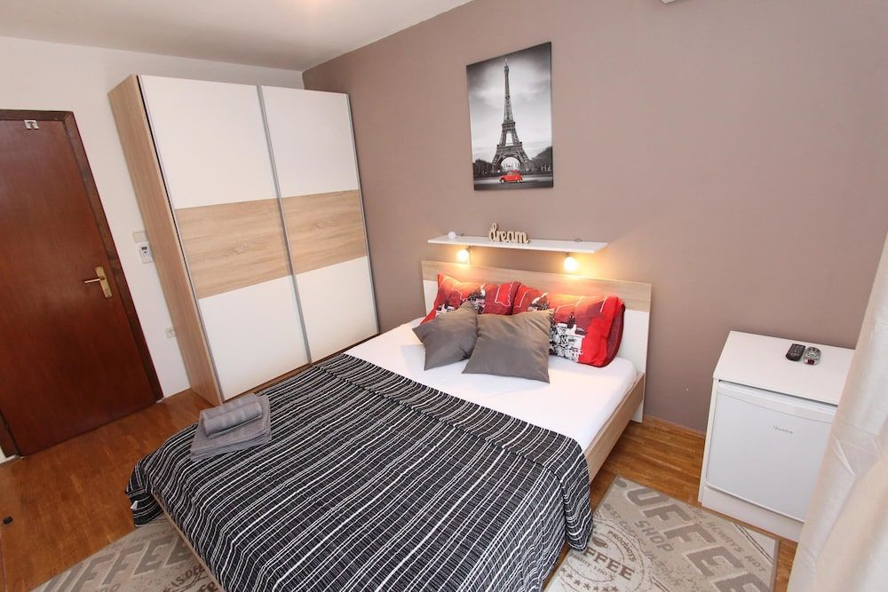 Guest House Mafi