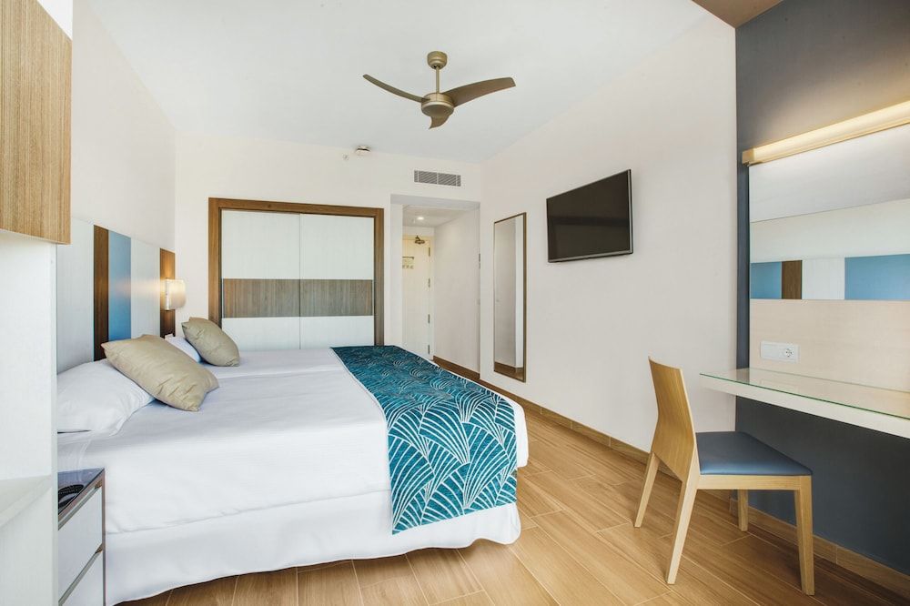 Double Room, Balcony, Sea View
