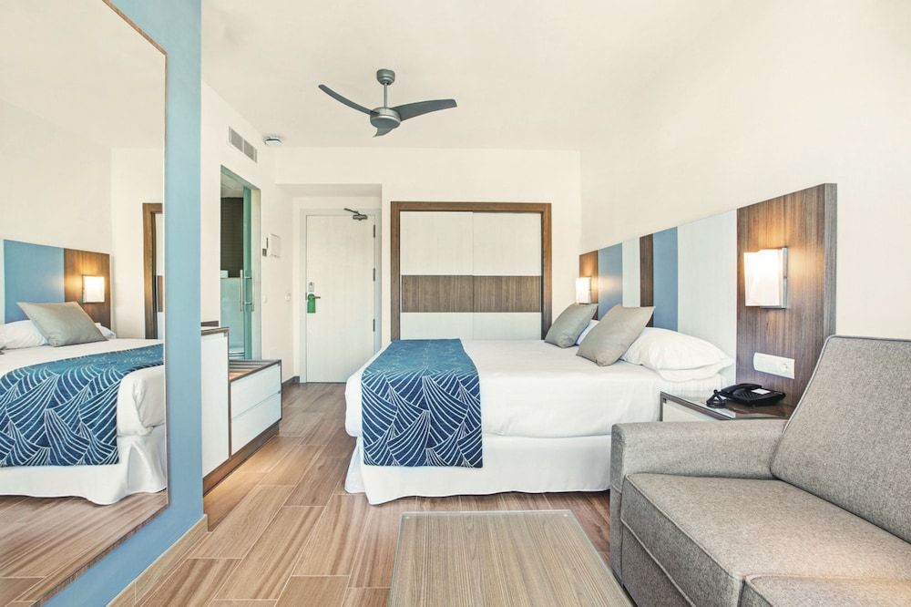 Grand Double Room, Balcony