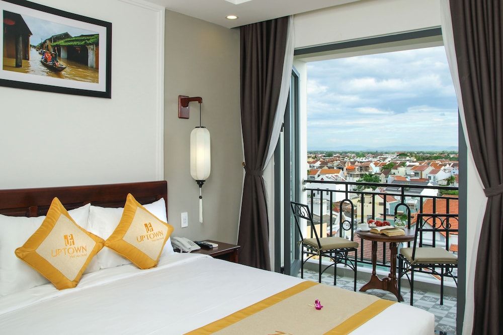 Uptown Hoi An Hotel Deluxe double with balcony and city view 2