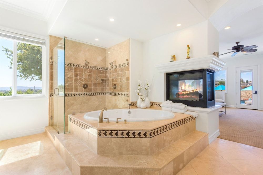 Gaia Inn and Spa - Adults Only - Temecula Wine Country Luxury Room, 1 Bedroom, Jetted Tub, Pool View 9