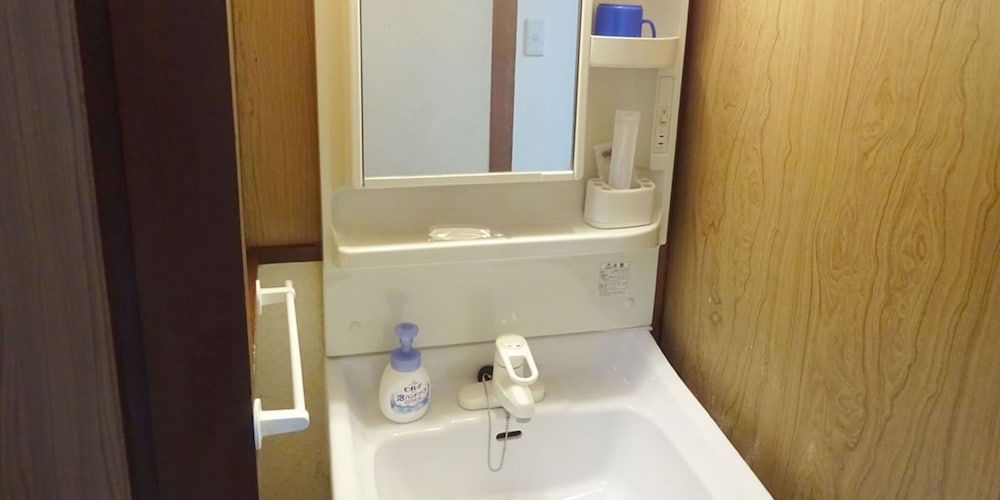 Imazato Ryokan Japanese Style 6 Tatami-mat Room, Shared Bathroom 3