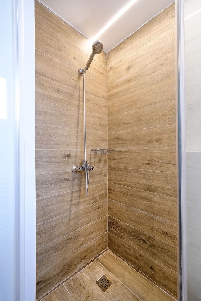 Eos Residence Luxury Apartment, 4 Bedrooms, Non Smoking, Balcony 35