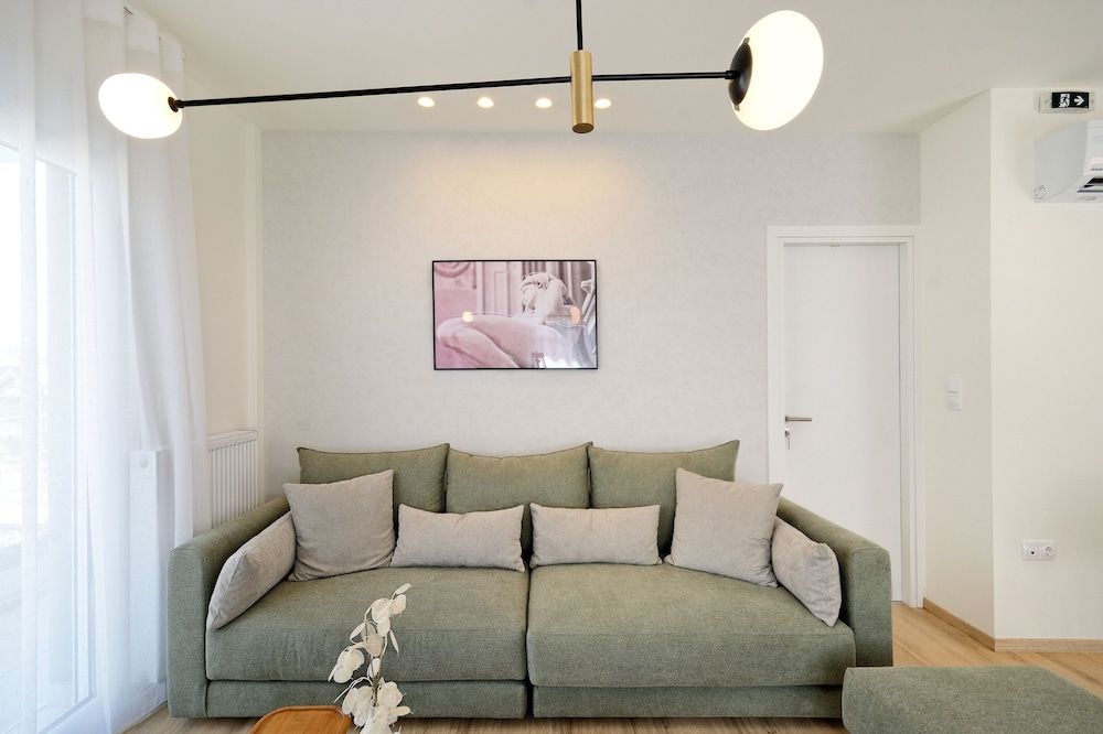 Eos Residence Luxury Apartment, 4 Bedrooms, Non Smoking, Balcony 41