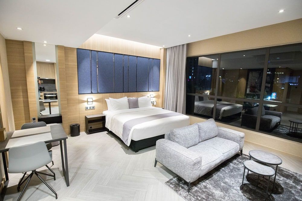 undefined One Residence Hotel & Apartment 3