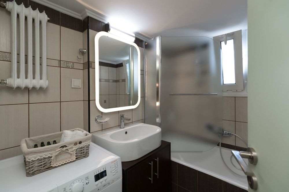 Absolute Athens III Apartment 26