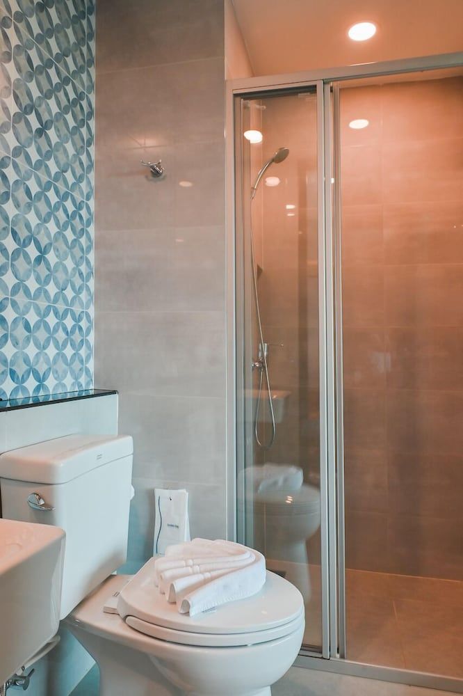 Le Lert Hotel Ratchaburi Deluxe Double Room 9