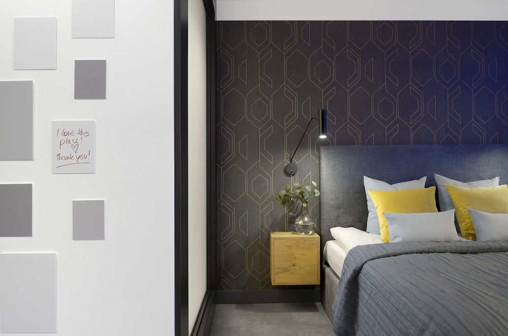 undefined Elite Apartments Waterlane Pool Access 5