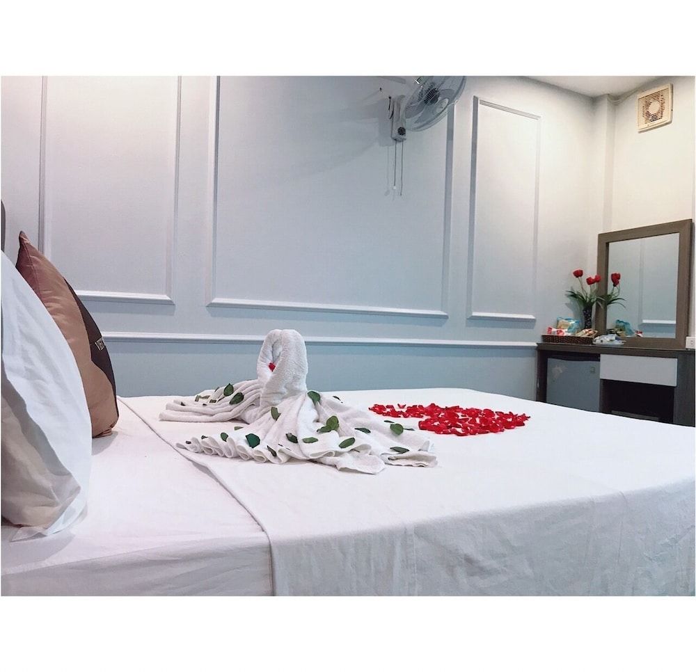 undefined Khach San Viet My 7