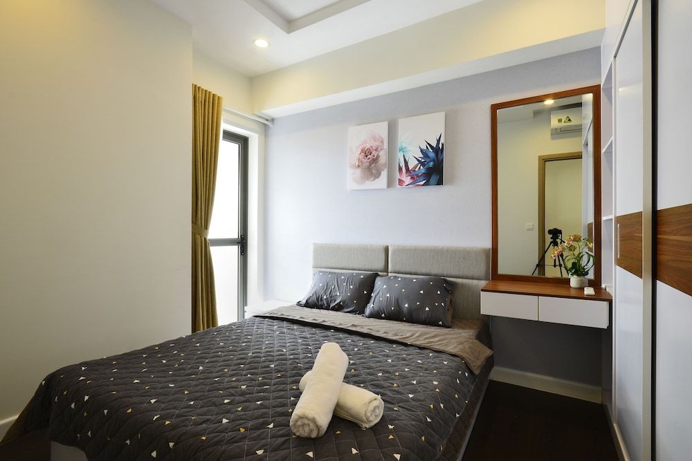 undefined Spacious Saigon 5