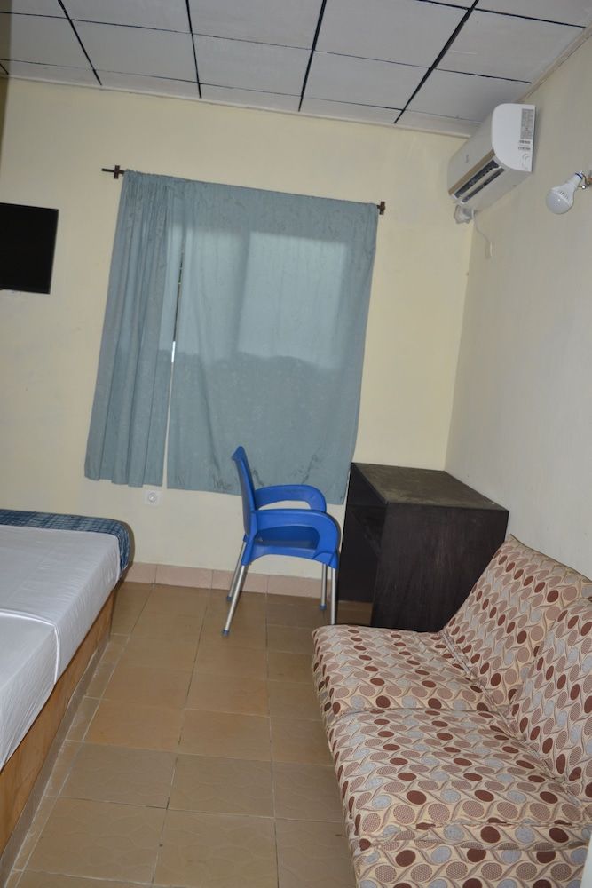 Les Chambres Du Prélat Classic Room, 1 Queen Bed, Non Smoking, Ensuite 4