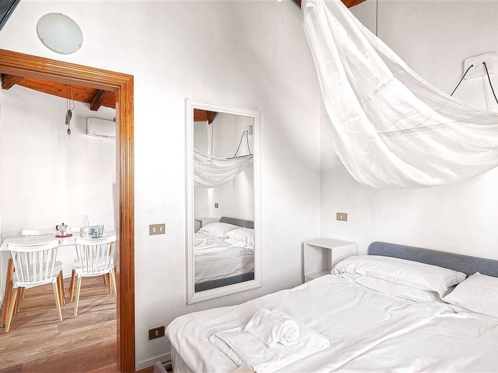 Basic Bungalow, 1 Bedroom, Terrace, Sea View (Lipari)