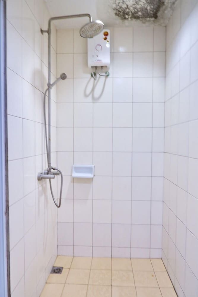 The Wonders Hotel Standard Double Room 7