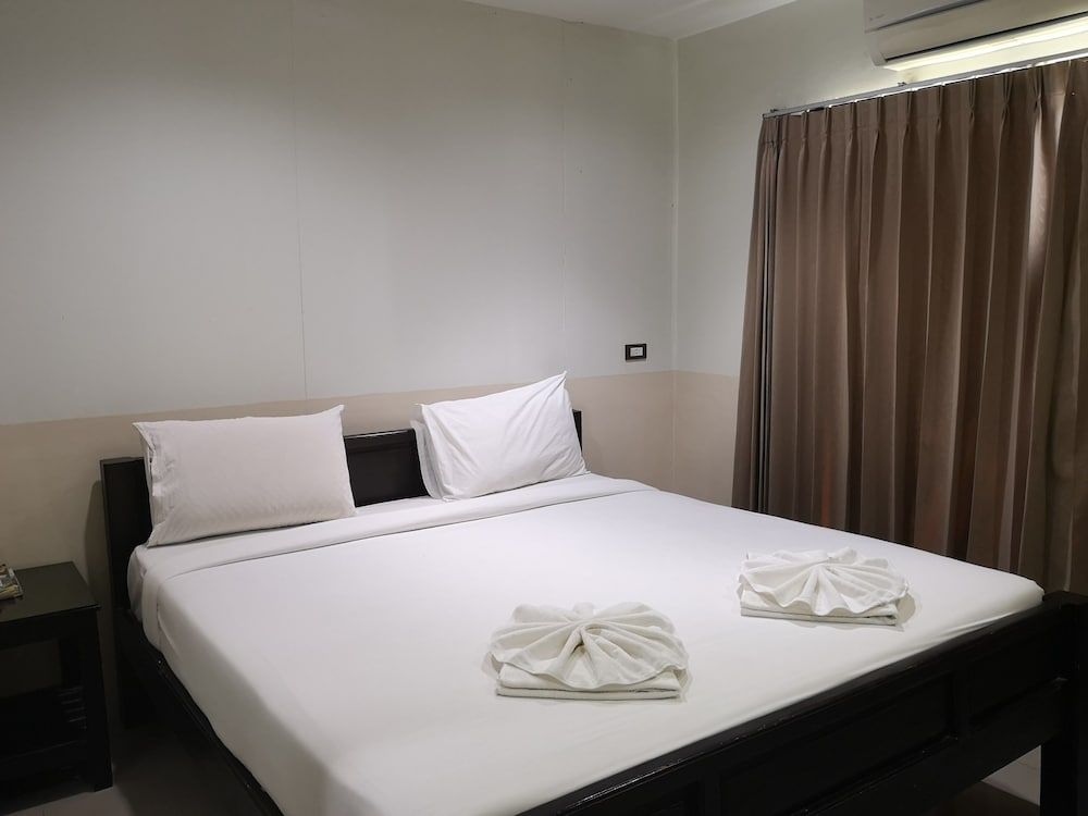 The Wonders Hotel Standard Double Room 2