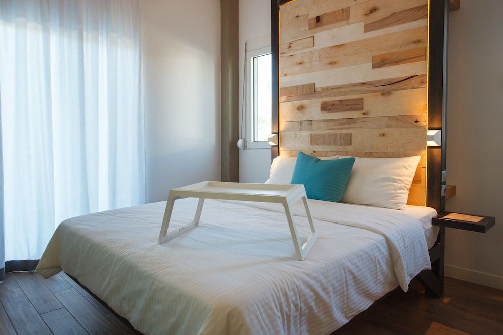Design Apartment, 1 Bedroom, Patio, Corner