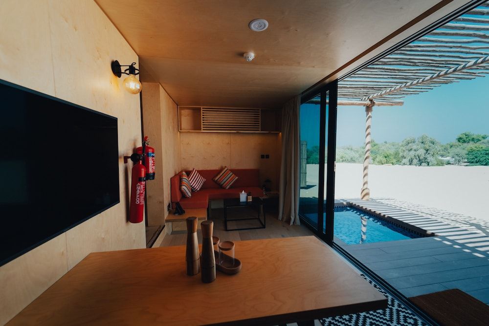 Bab Al Nojoum Al Mugheirah Two Bedroom Cabin 6