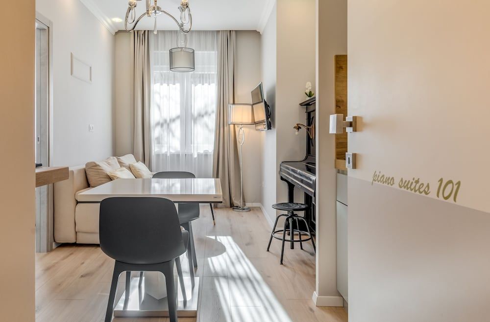 Piano Suites Royal Studio 14
