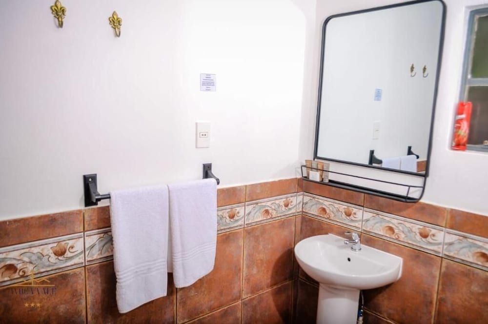 Avoca Vale Country Hotel Standard Double Room 6