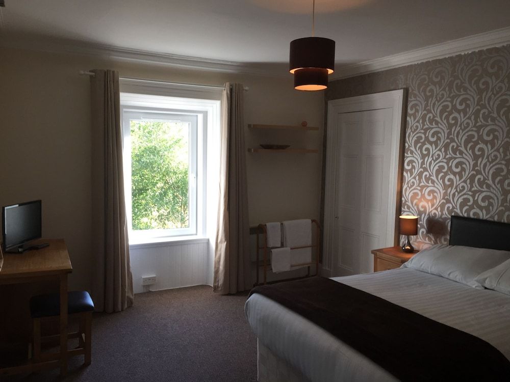 The Shandwick Inn Standard Double Room, Ensuite 2