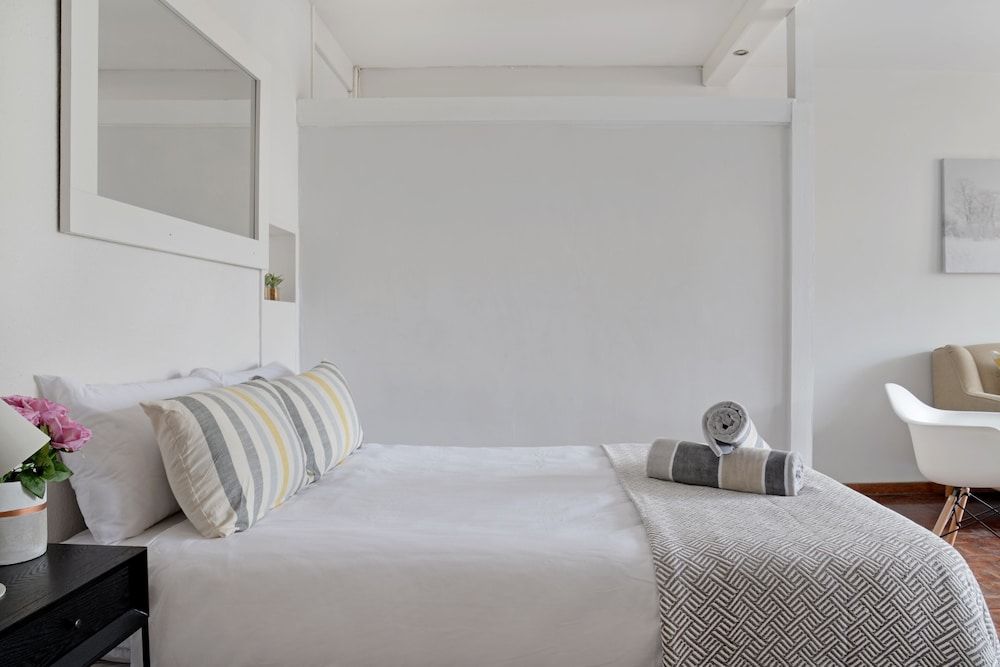 undefined 409 St Martini