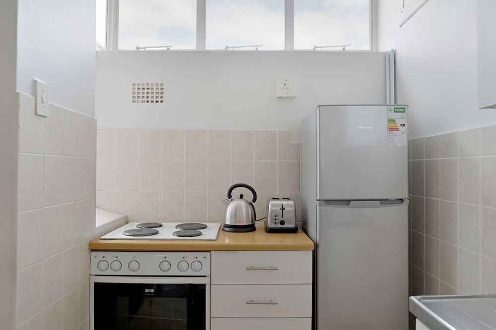 undefined 409 St Martini 4