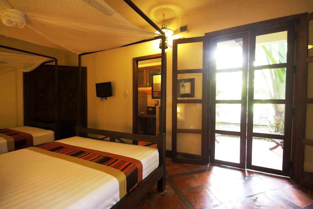 Double Room (CHENLA)