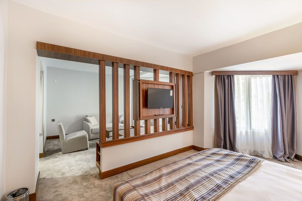 The Sign Esentepe Hotel & Ski Center Suite 2