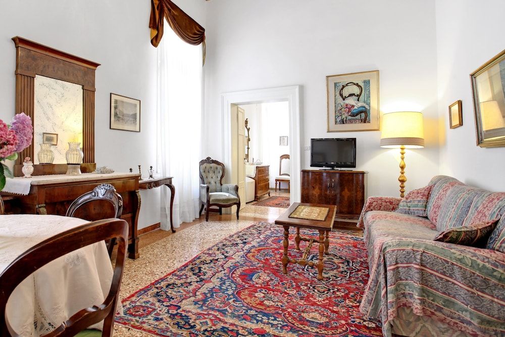 undefined Testa - WR Apartments 10