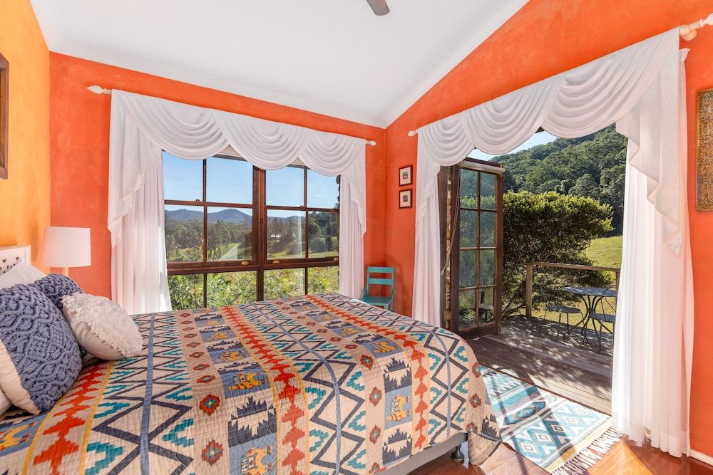 Friday Creek Retreat 1BR Santa Fe Cottage