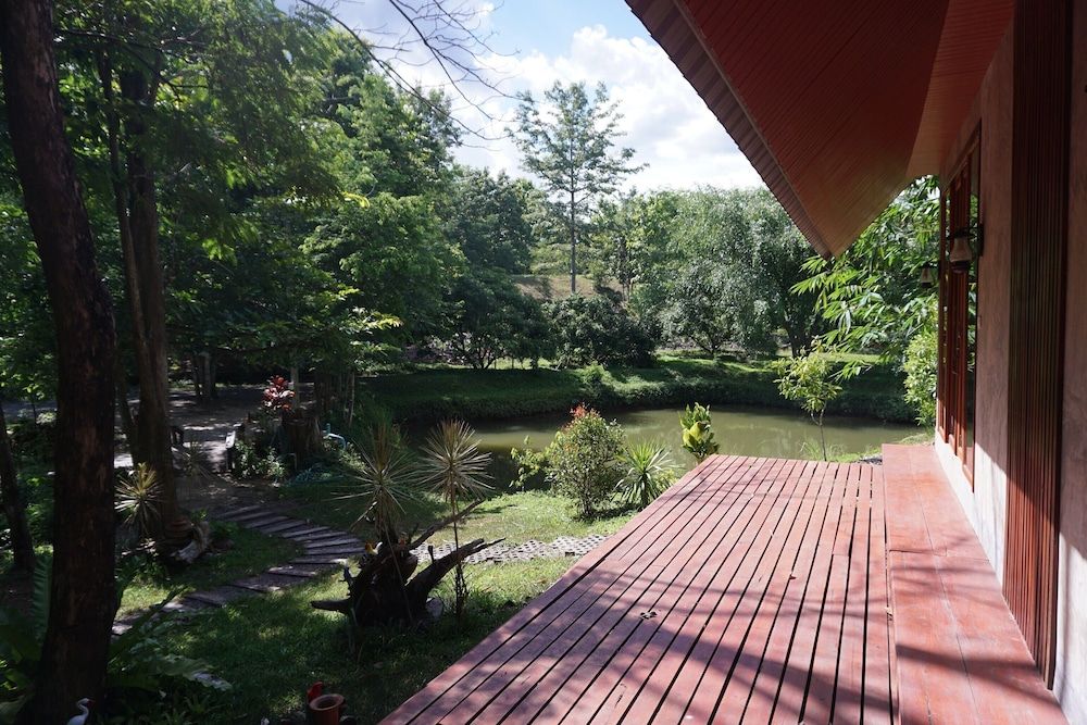 Bhupimarn Garden House Superior Room 3