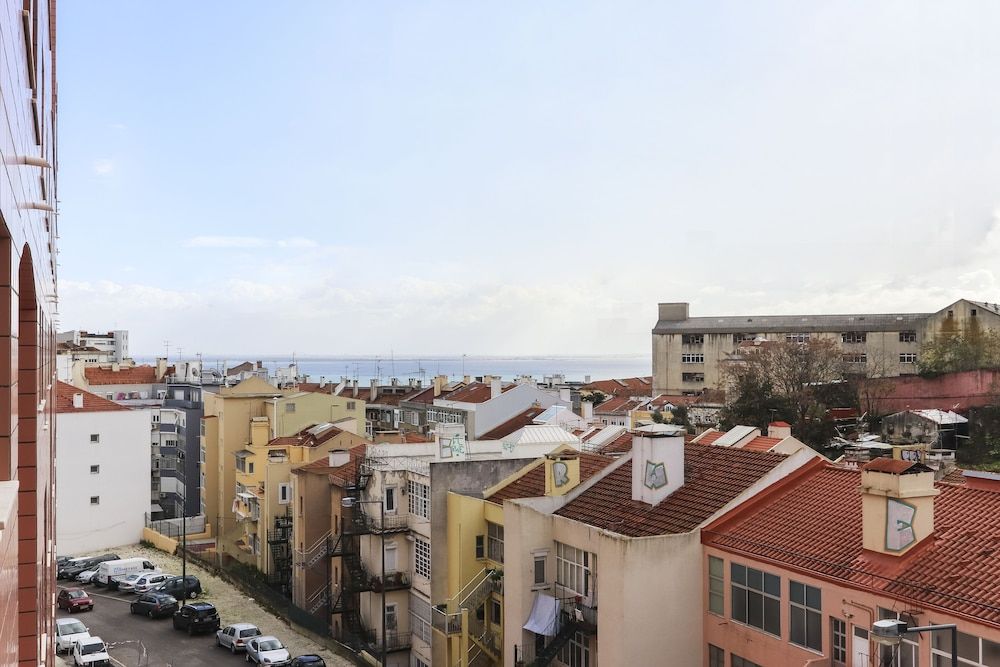 undefined Modern Graça by Homing 7